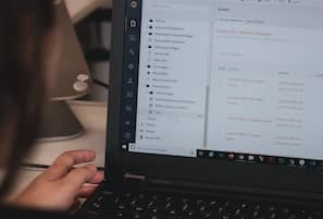 Чем опасно не обновлять движок сайта